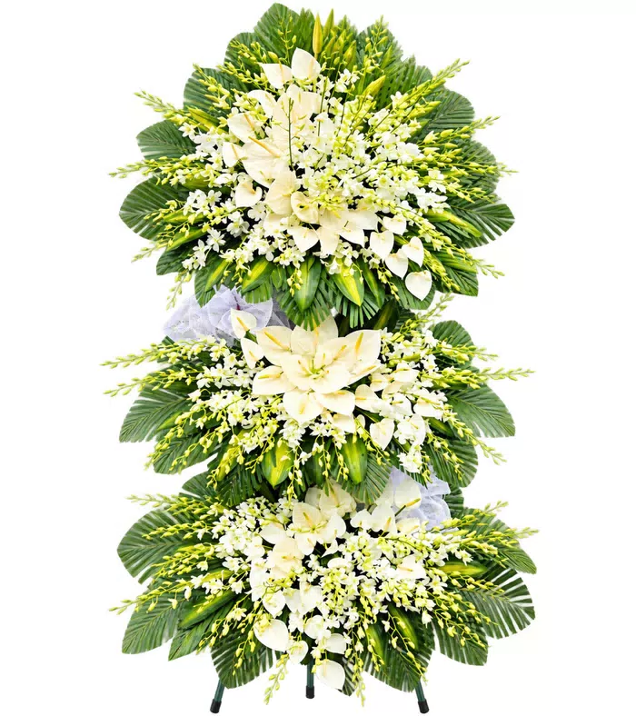 Lời Cuối – kệ hoa phân ưu ly trắng