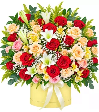 Gặp Gỡ – hộp hoa hồng đỏ kem cùng ly
