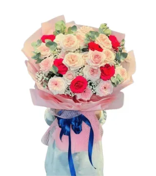 Một Lời Thương – bó hoa hồng kem