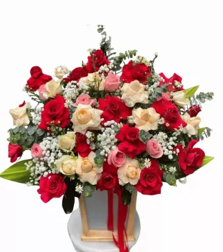 Dịu Dàng Thôi – giỏ hoa hồng đỏ