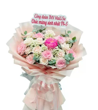 Nhịp Yêu – bó hoa hồng pastel cùng lá bạc