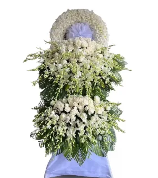 Lặng Yên – kệ hoa phân ưu trắng kem