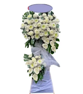 Miền Ký Ức – kệ hoa phân ưu trắng kem