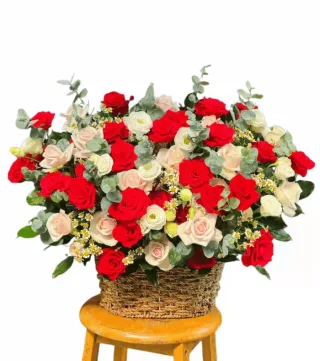 Góc Dịu Dàng – giỏ hoa hồng đỏ